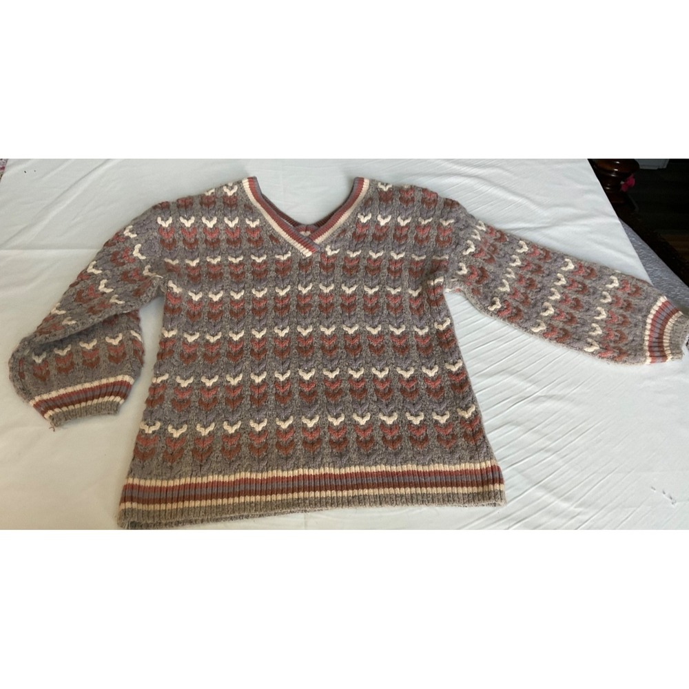 Listicle Med ladies sweater heavy winter chunky classic zig zag chevron